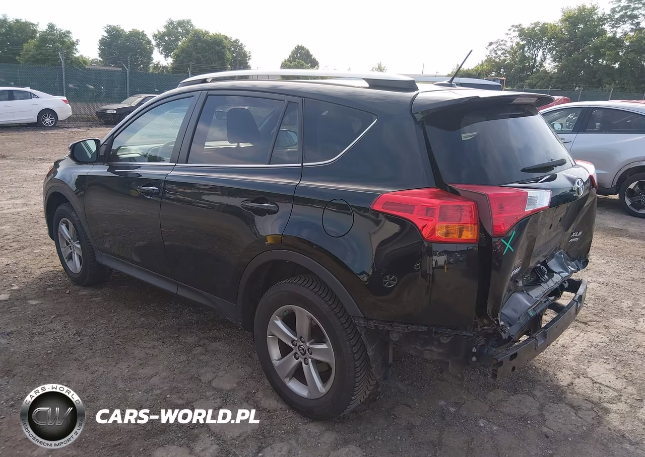 2015 Toyota Rav4 Xle VIN:2T3RFREV8FW367425 - 3