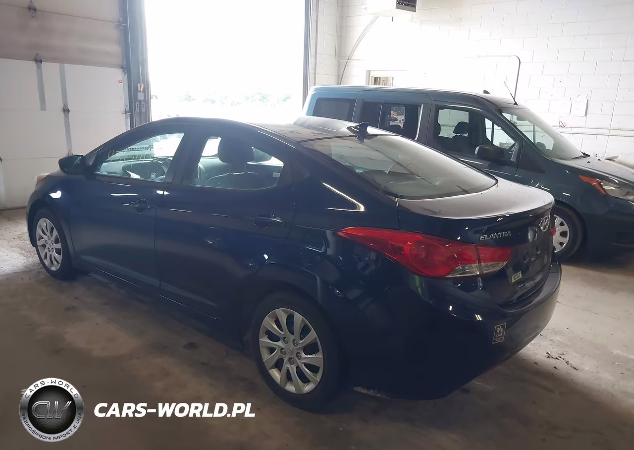 2011 Hyundai Elantra Gls VIN:5NPDH4AE1BH035275 - 3