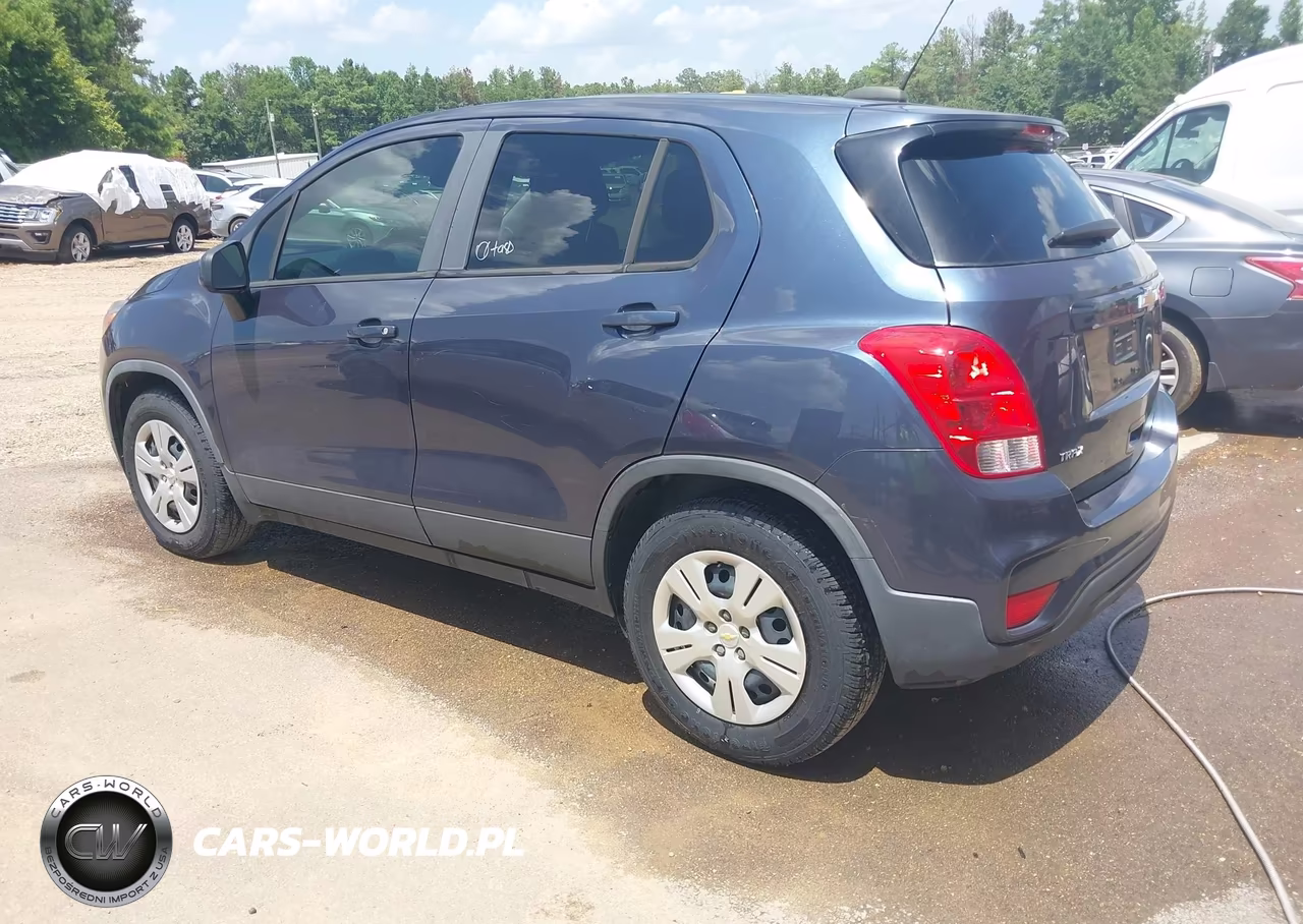 2018 Chevrolet Trax Ls VIN:3GNCJKSBXJL361770 - 3