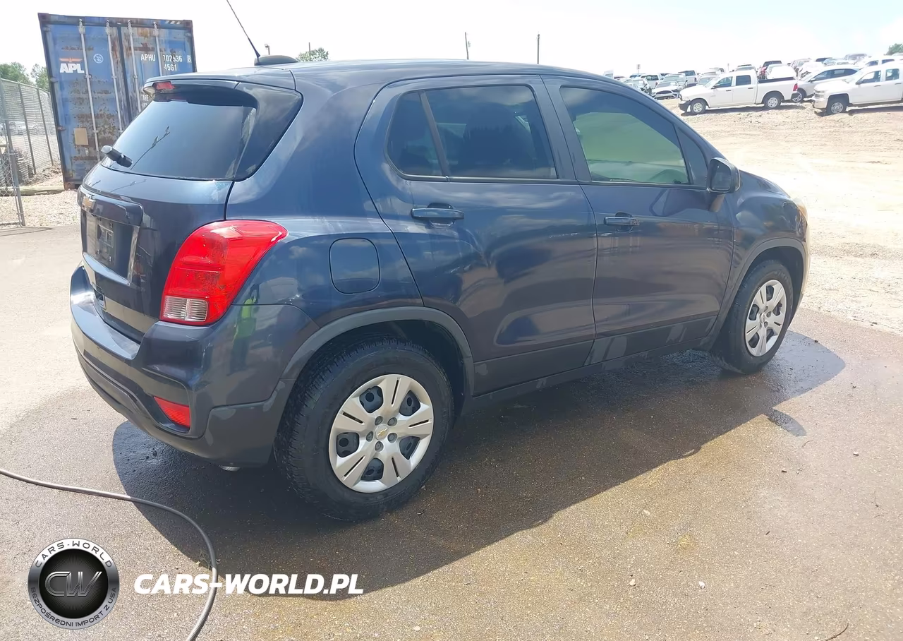 2018 Chevrolet Trax Ls VIN:3GNCJKSBXJL361770 - 4