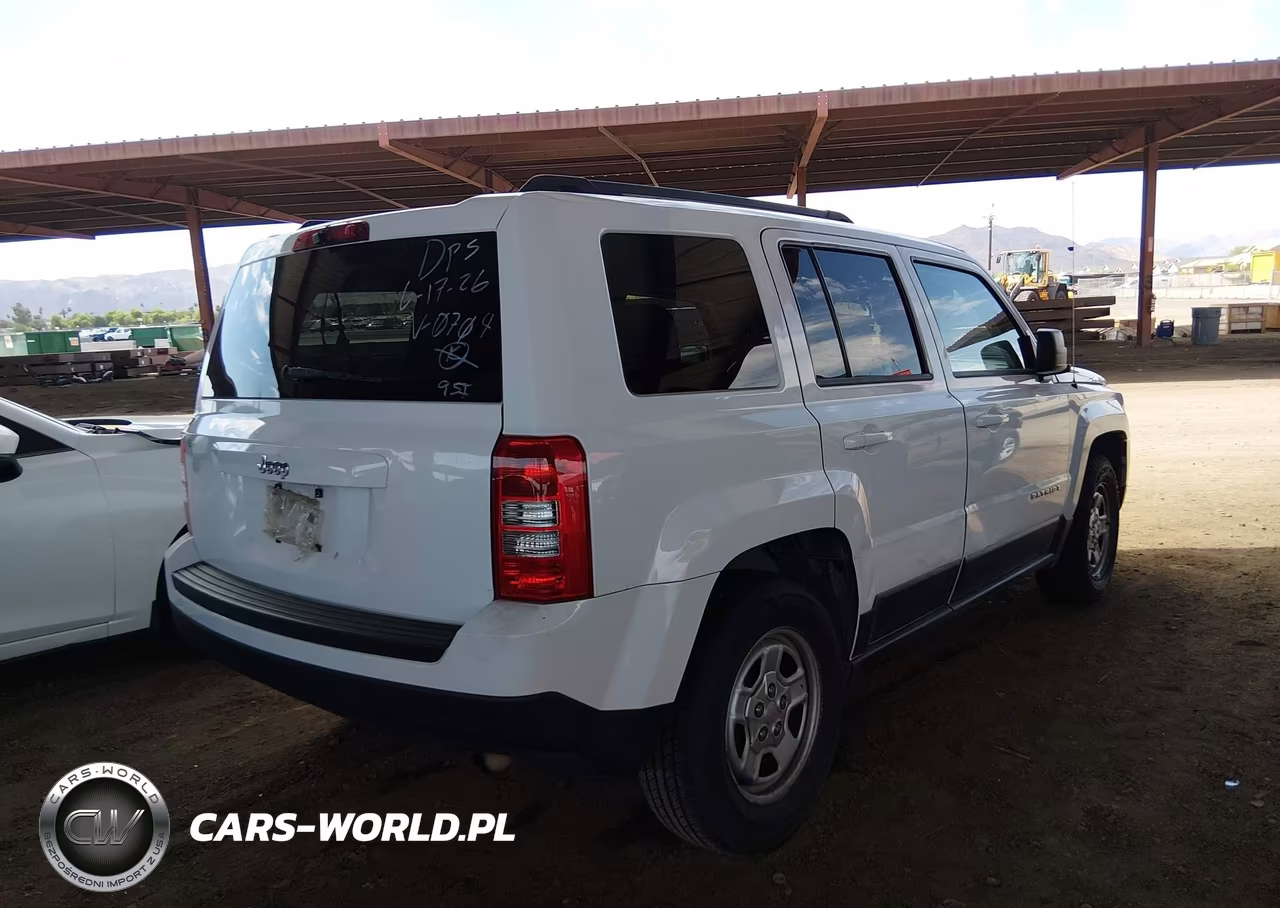2014 Jeep Patriot Sport VIN:1C4NJPBB9ED640704 - 4