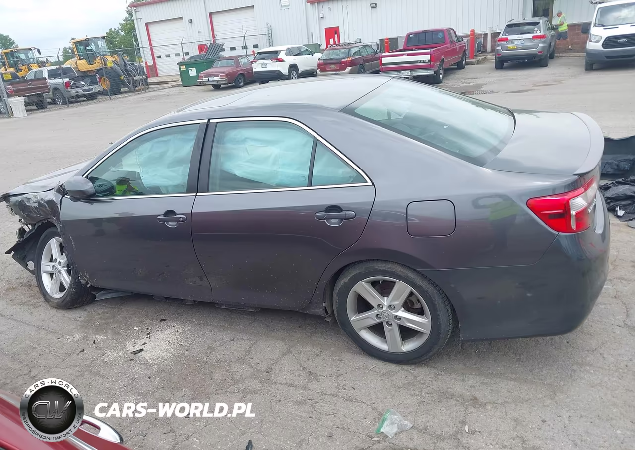 2014 Toyota Camry Se VIN:4T1BF1FK1EU456641 - 14