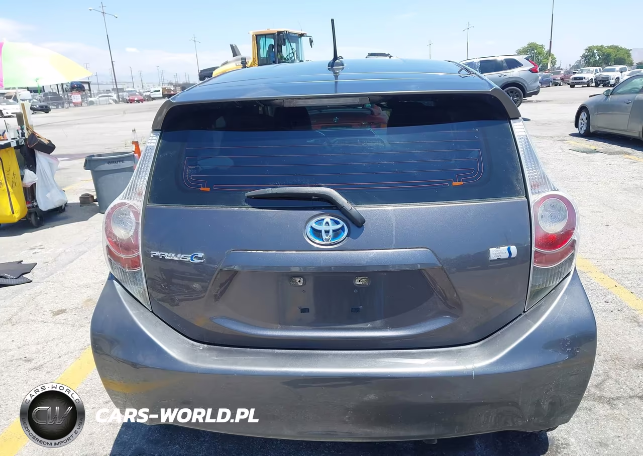 2013 Toyota Prius C Four VIN:JTDKDTB30D1035854 - 17