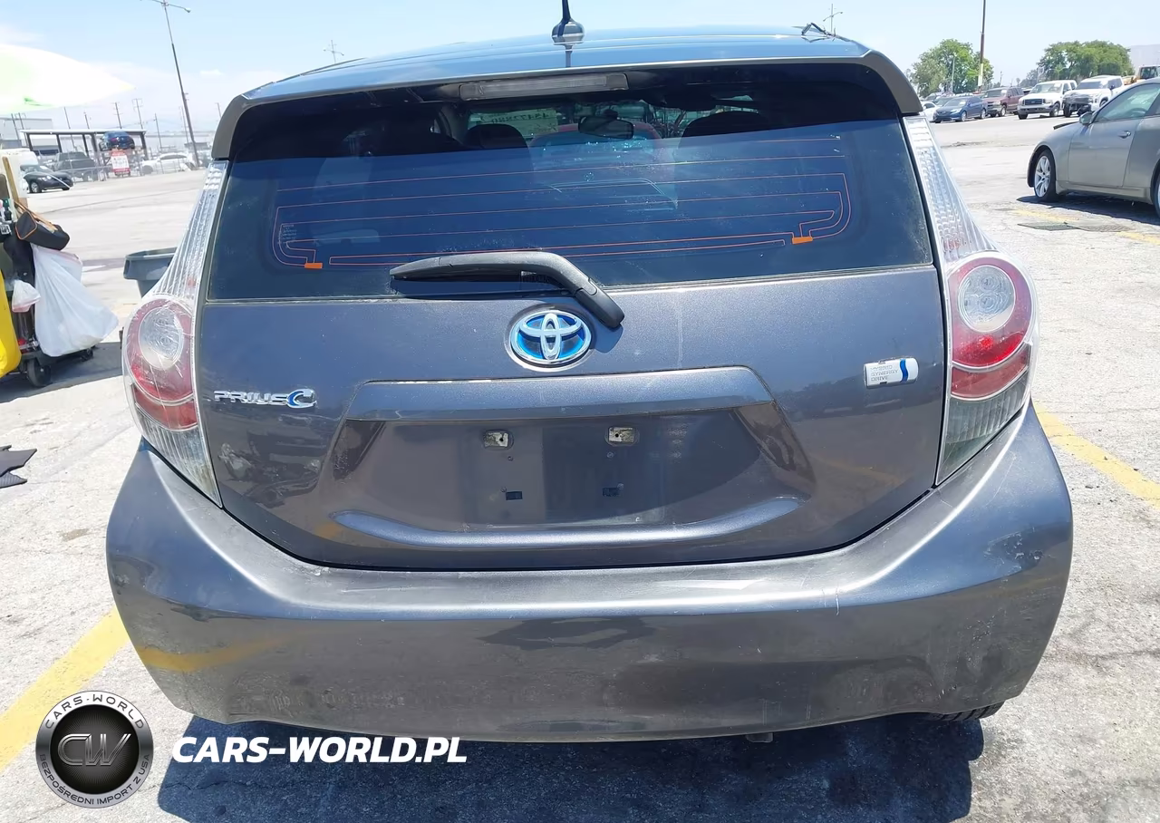 2013 Toyota Prius C Four VIN:JTDKDTB30D1035854 - 19