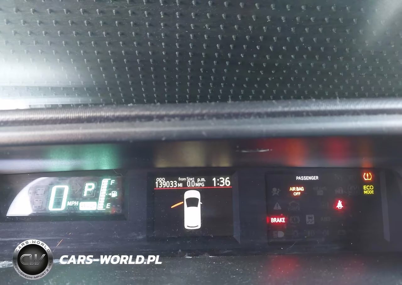 2013 Toyota Prius C Four VIN:JTDKDTB30D1035854 - 7