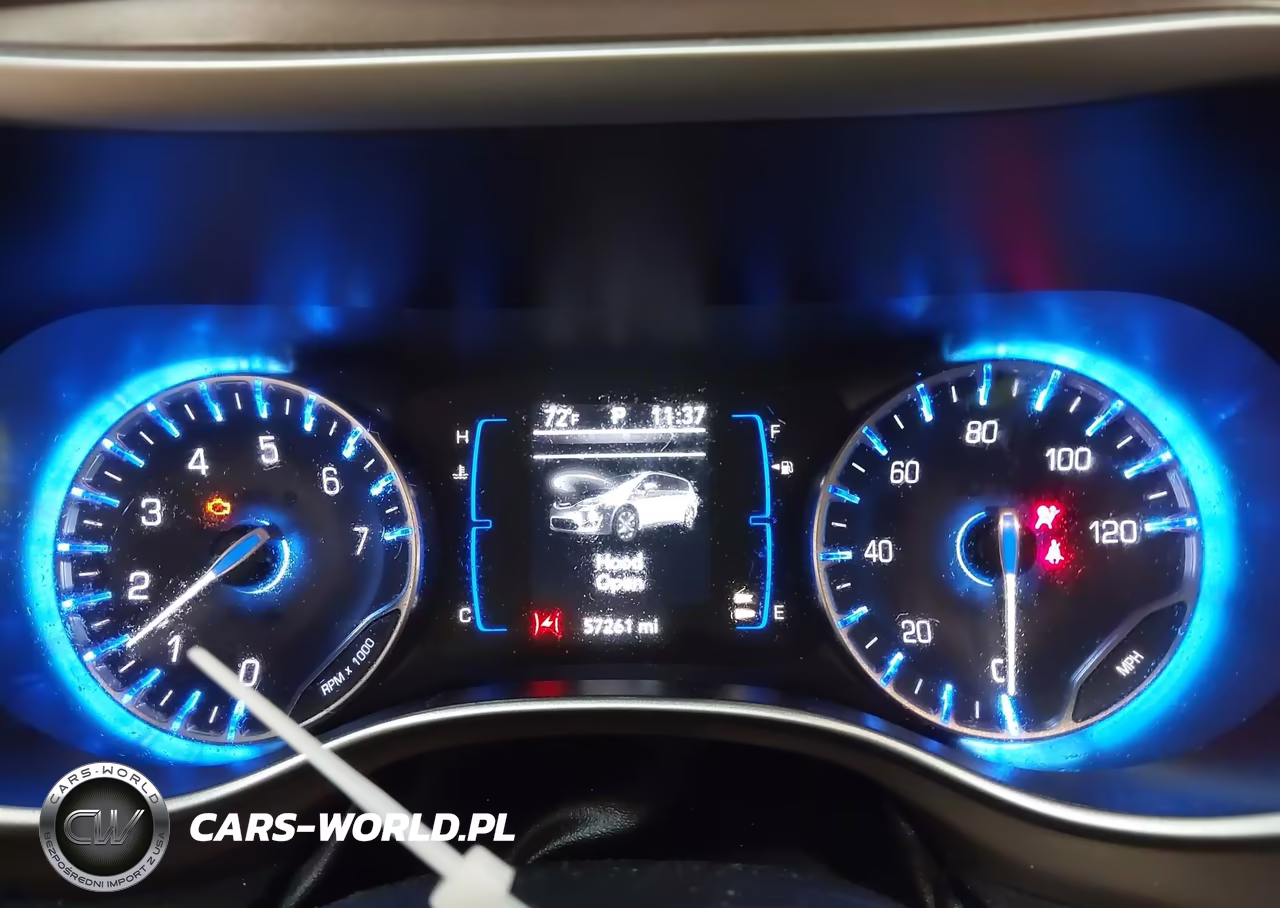 2018 Chrysler Pacifica Touring L VIN:2C4RC1BG2JR175016 - 7