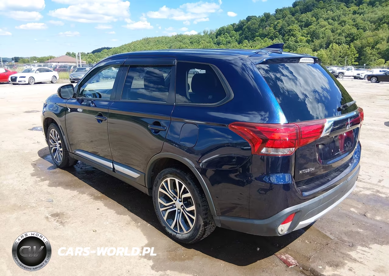 2018 Mitsubishi Outlander Se VIN:JA4AZ3A35JZ011717 - 3