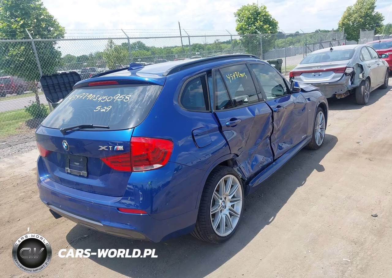 2014 BMW X1 xDrive35I VIN:WBAVM5C57EVV93068 - 4