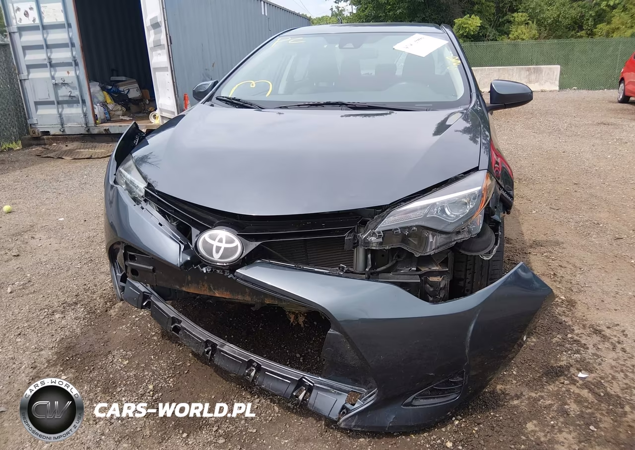 2018 Toyota Corolla Le VIN:2T1BURHE7JC086786 - 6