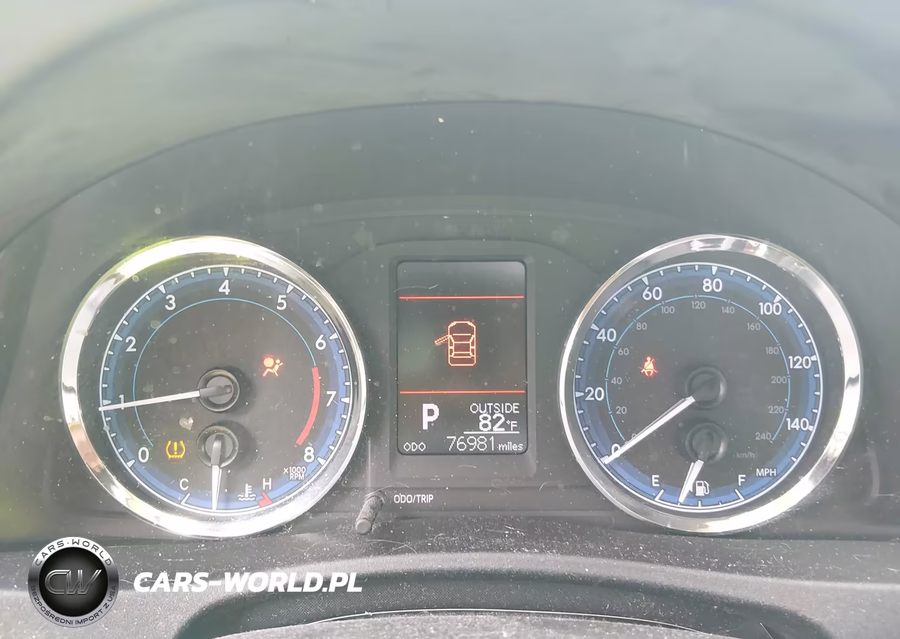 2018 Toyota Corolla Le VIN:2T1BURHE7JC086786 - 7