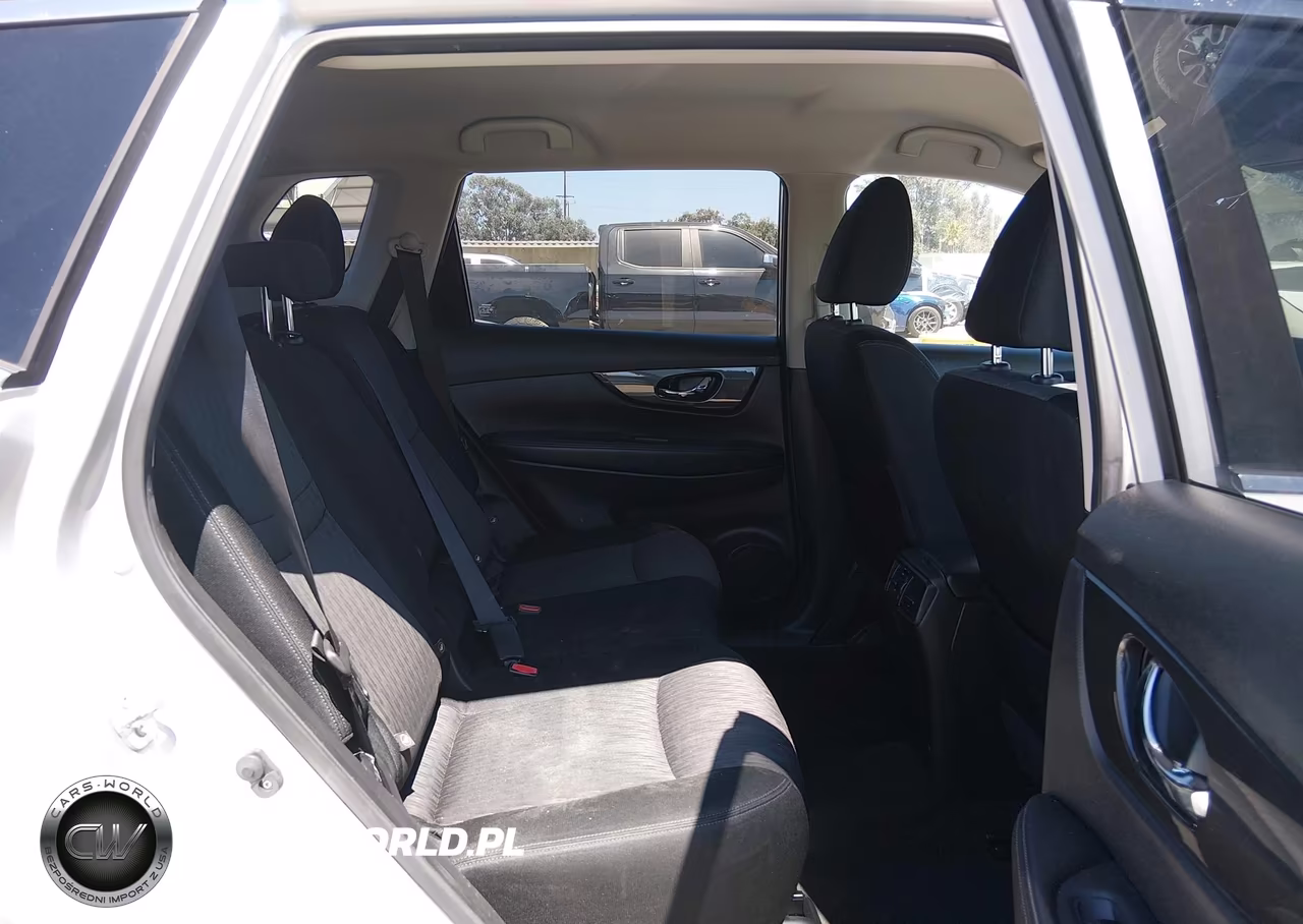 2017 Nissan Rogue S VIN:JN8AT2MT4HW141873 - 8