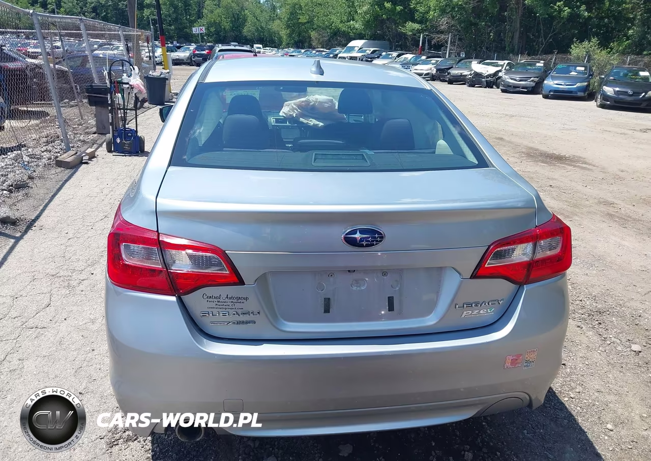 2016 Subaru Legacy 2.5I Premium VIN:4S3BNAF6XG3033804 - 16