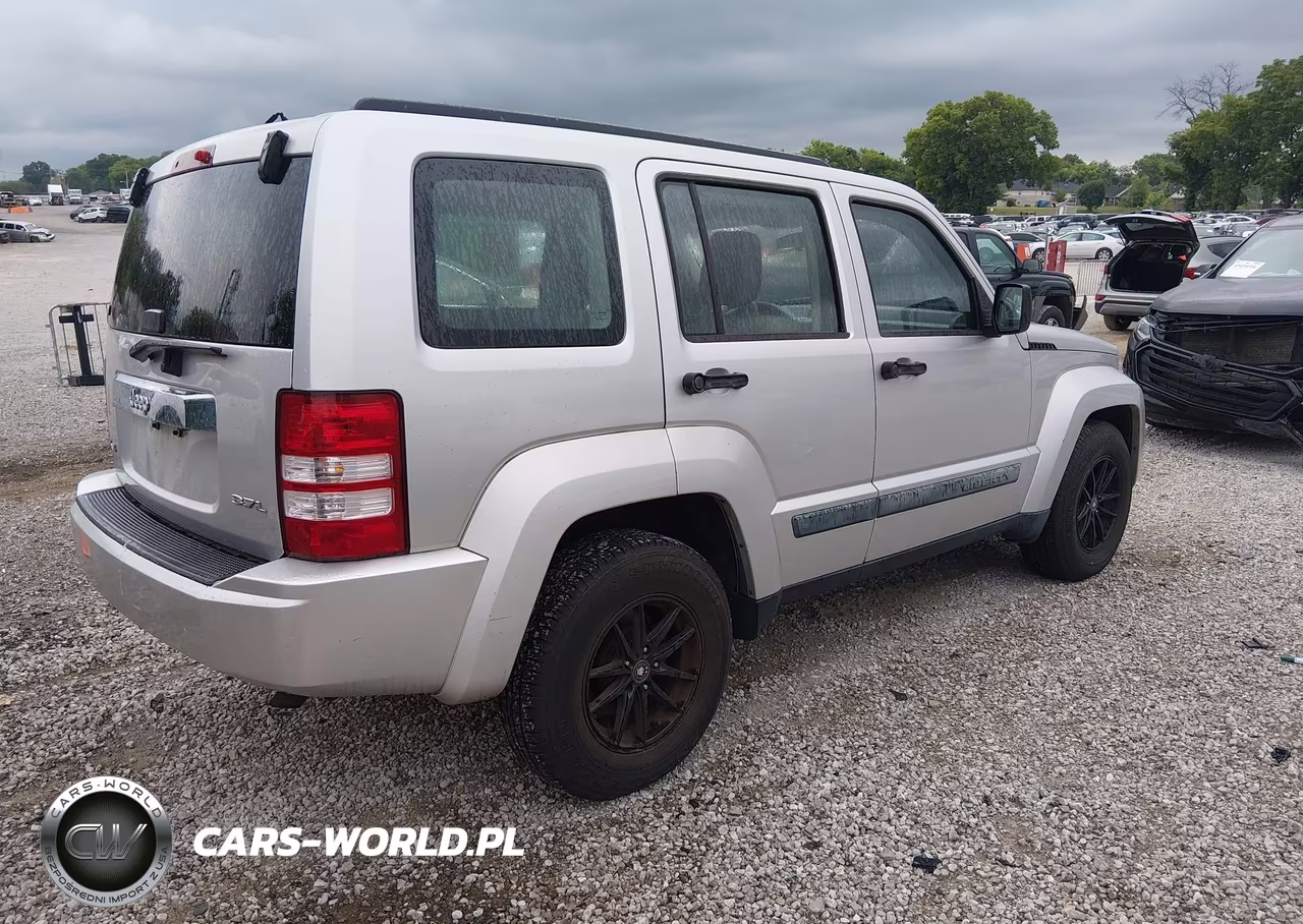 2008 Jeep Liberty Sport VIN:1J8GN28K98W251022 - 4