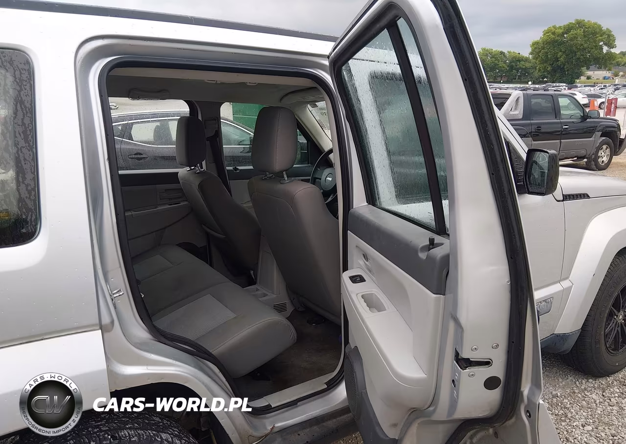 2008 Jeep Liberty Sport VIN:1J8GN28K98W251022 - 8