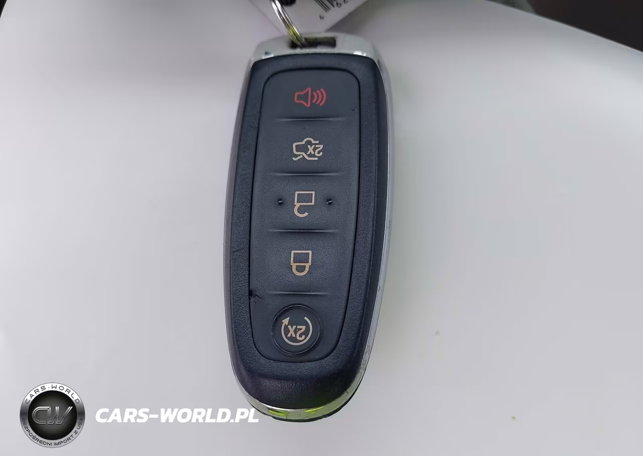 2015 Ford Escape Titanium VIN:1FMCU9J99FUC02402 - 11