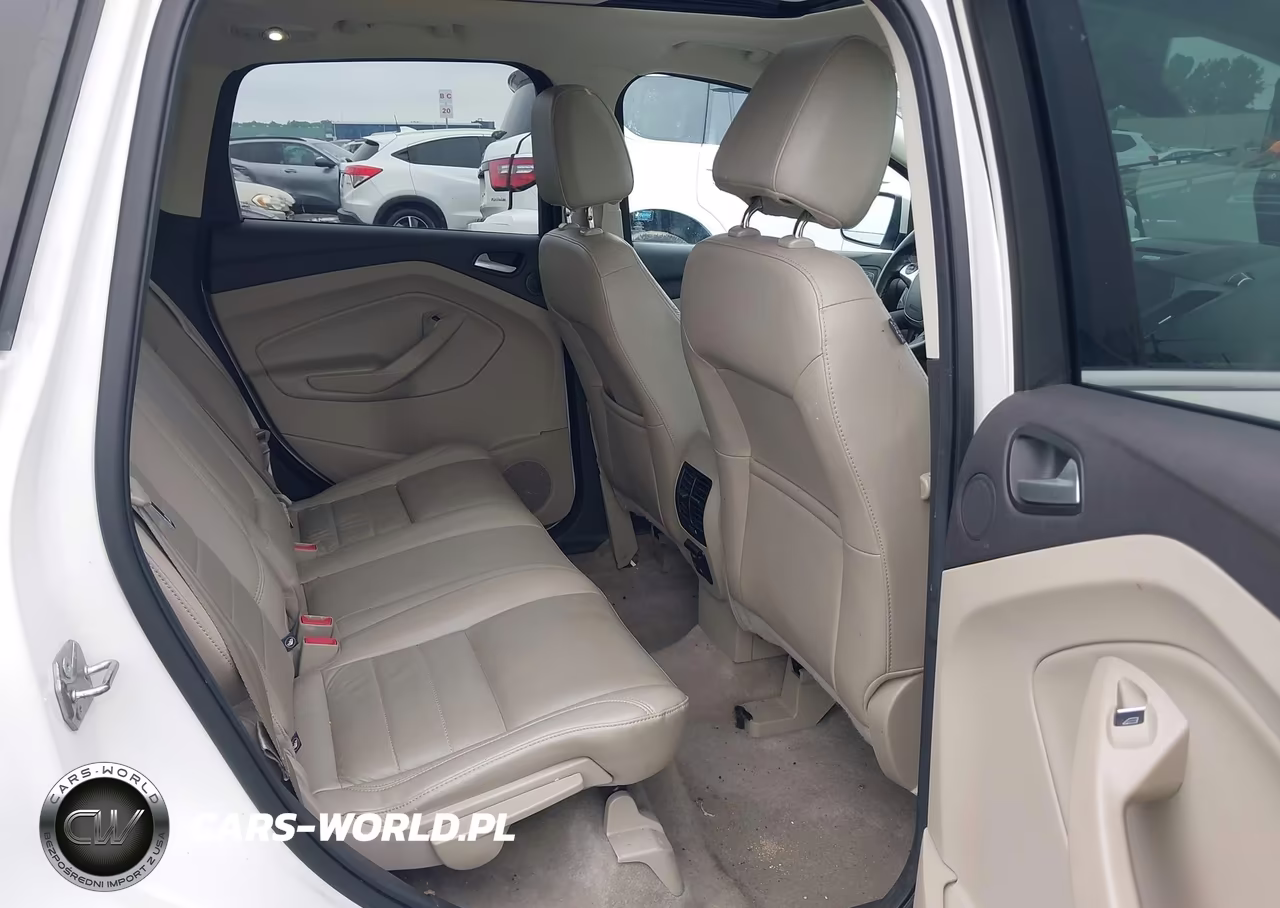 2015 Ford Escape Titanium VIN:1FMCU9J99FUC02402 - 8