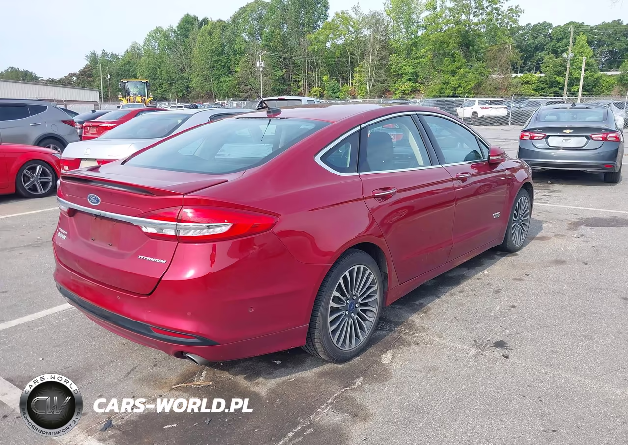 2017 Ford Fusion Energi Platinum-Titanium VIN:3FA6P0SU6HR152064 - 4