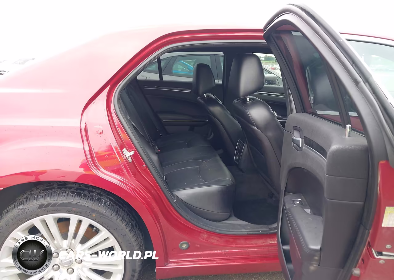2012 Chrysler 300 Limited VIN:2C3CCACG1CH133048 - 8
