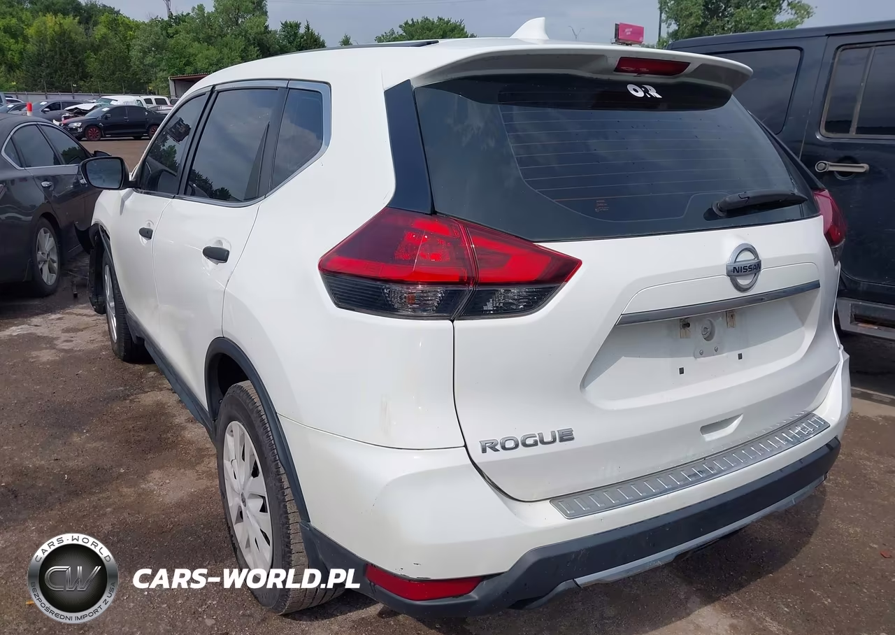2018 Nissan Rogue S VIN:5N1AT2MT1JC775172 - 3