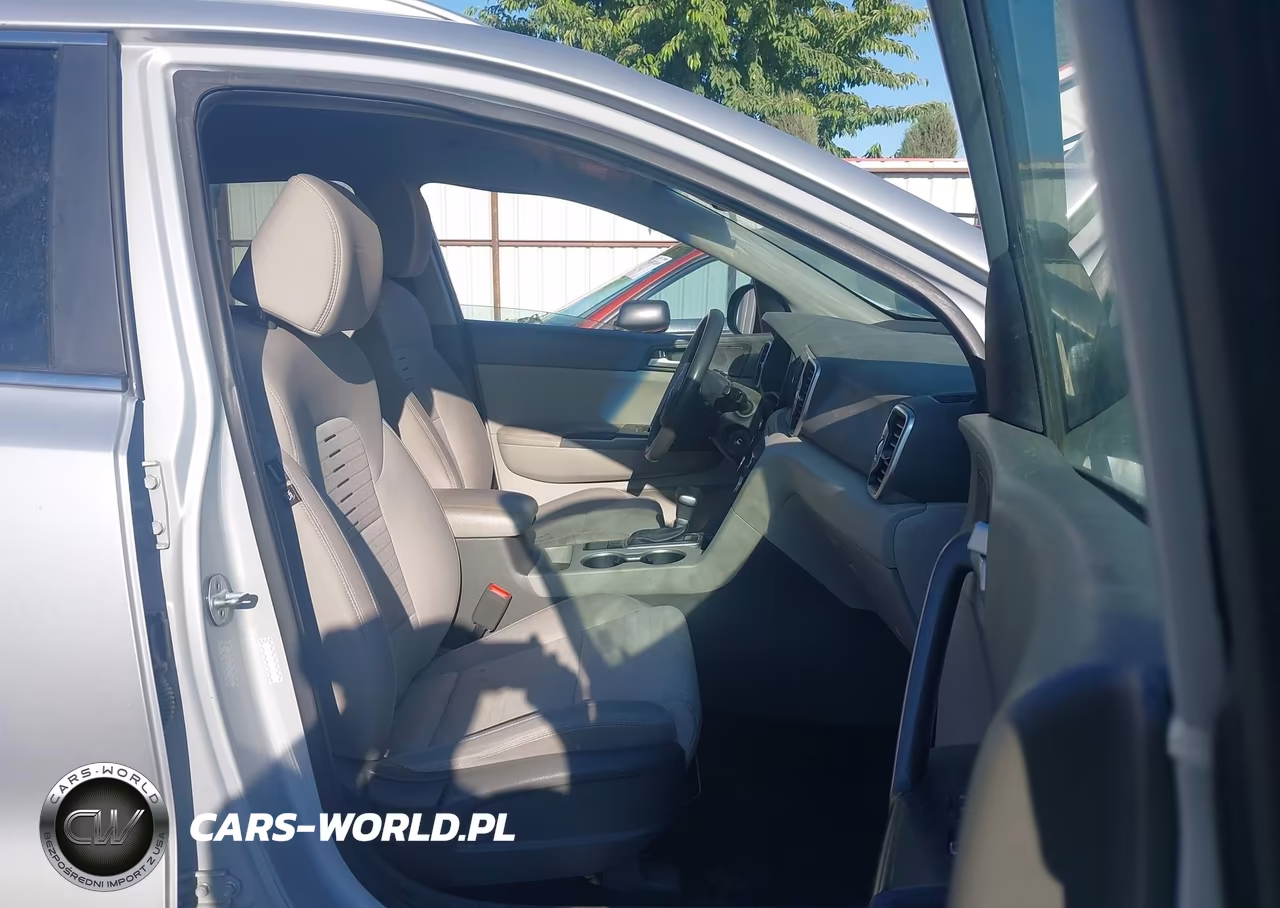 2018 Kia Sportage Lx VIN:KNDPMCAC8J7378296 - 5
