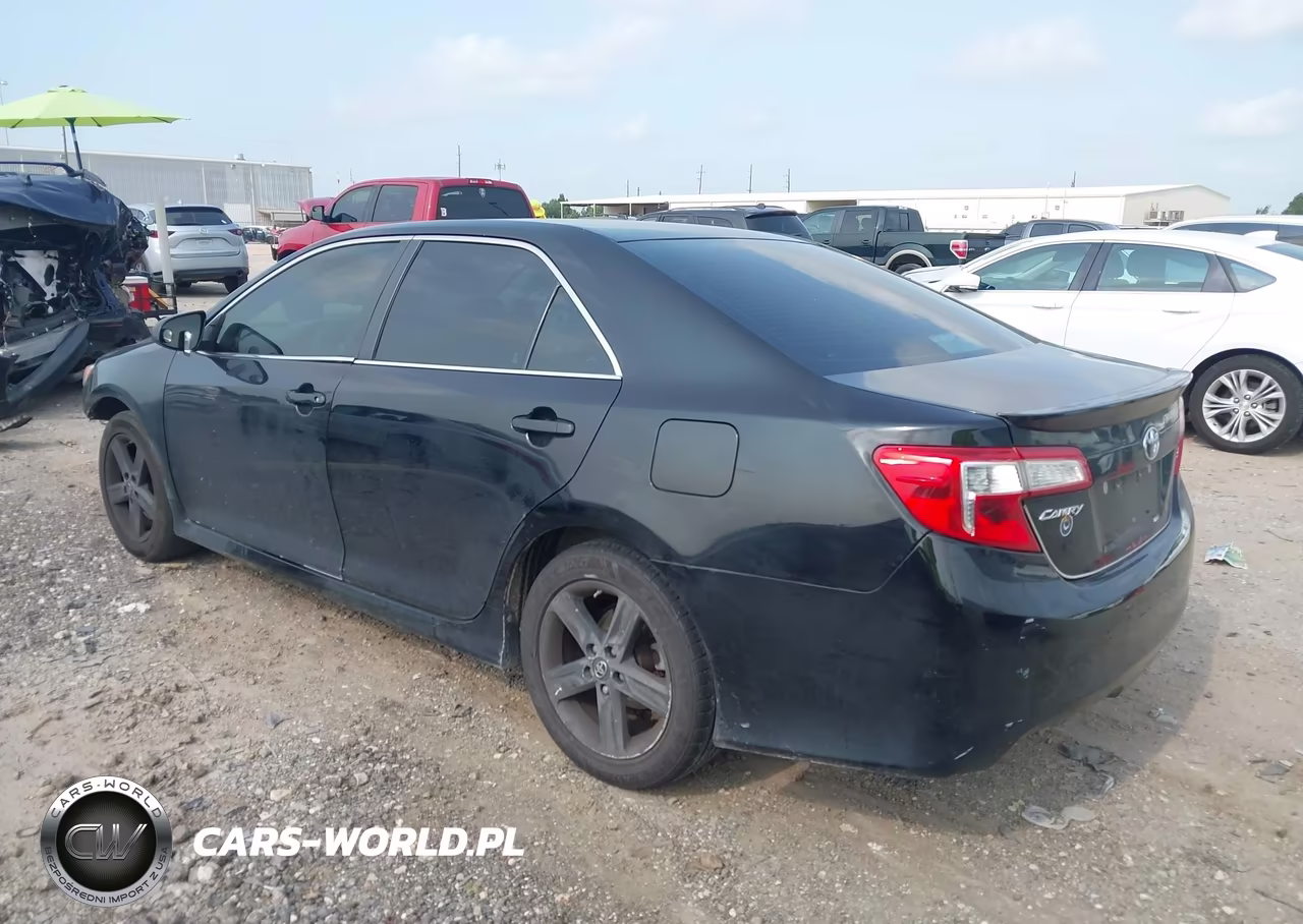 2012 Toyota Camry Se VIN:4T1BF1FK4CU175933 - 3