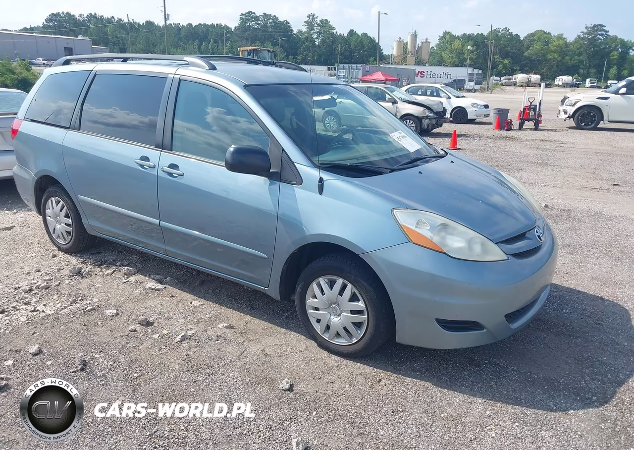 2006 Toyota Sienna Le – zdjęcie 1 z 11