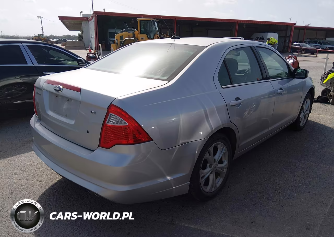 2012 Ford Fusion Se VIN:3FAHP0HA3CR276565 - 4
