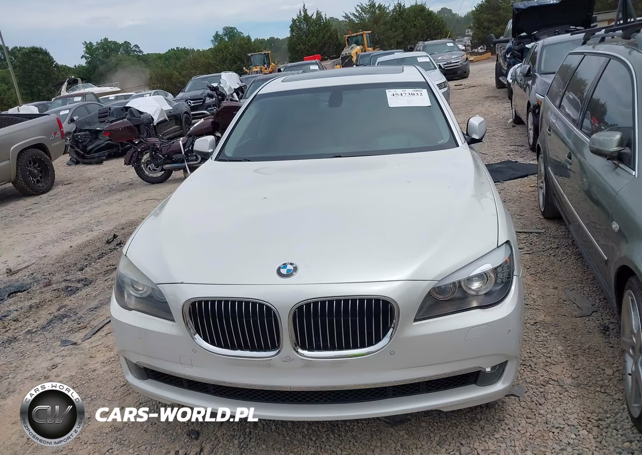 2009 BMW 750Li VIN:WBAKB83549CY61604 - 12