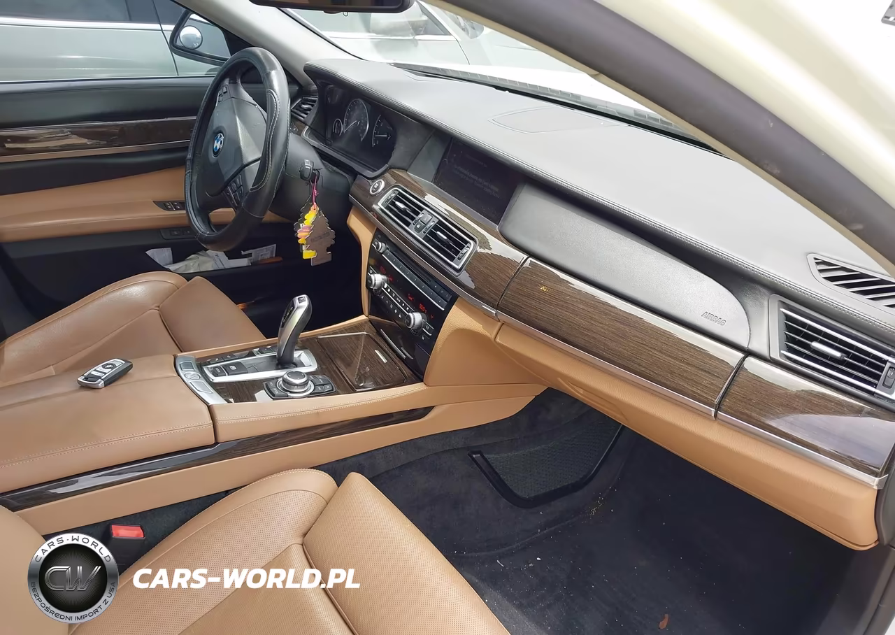 2009 BMW 750Li VIN:WBAKB83549CY61604 - 5