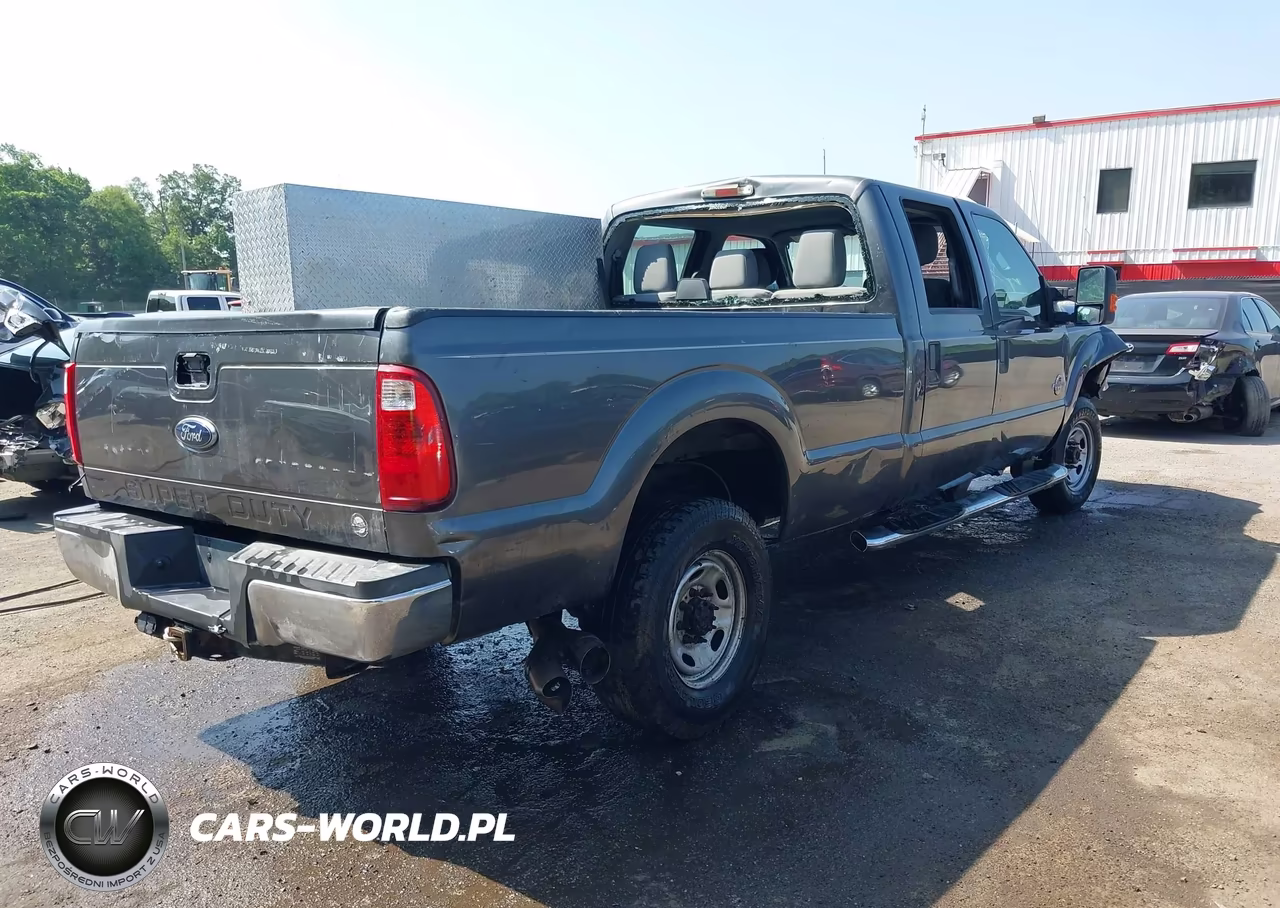 2015 Ford F-350 VIN:1FT8W3BT8FEC86234 - 4