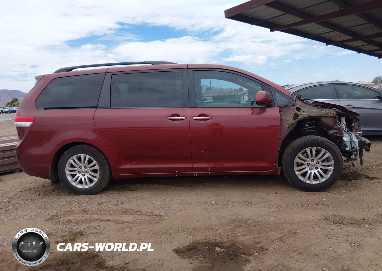 2014 Toyota Sienna Xle V6 8 Passenger VIN:5TDYK3DC3ES427115 - 14