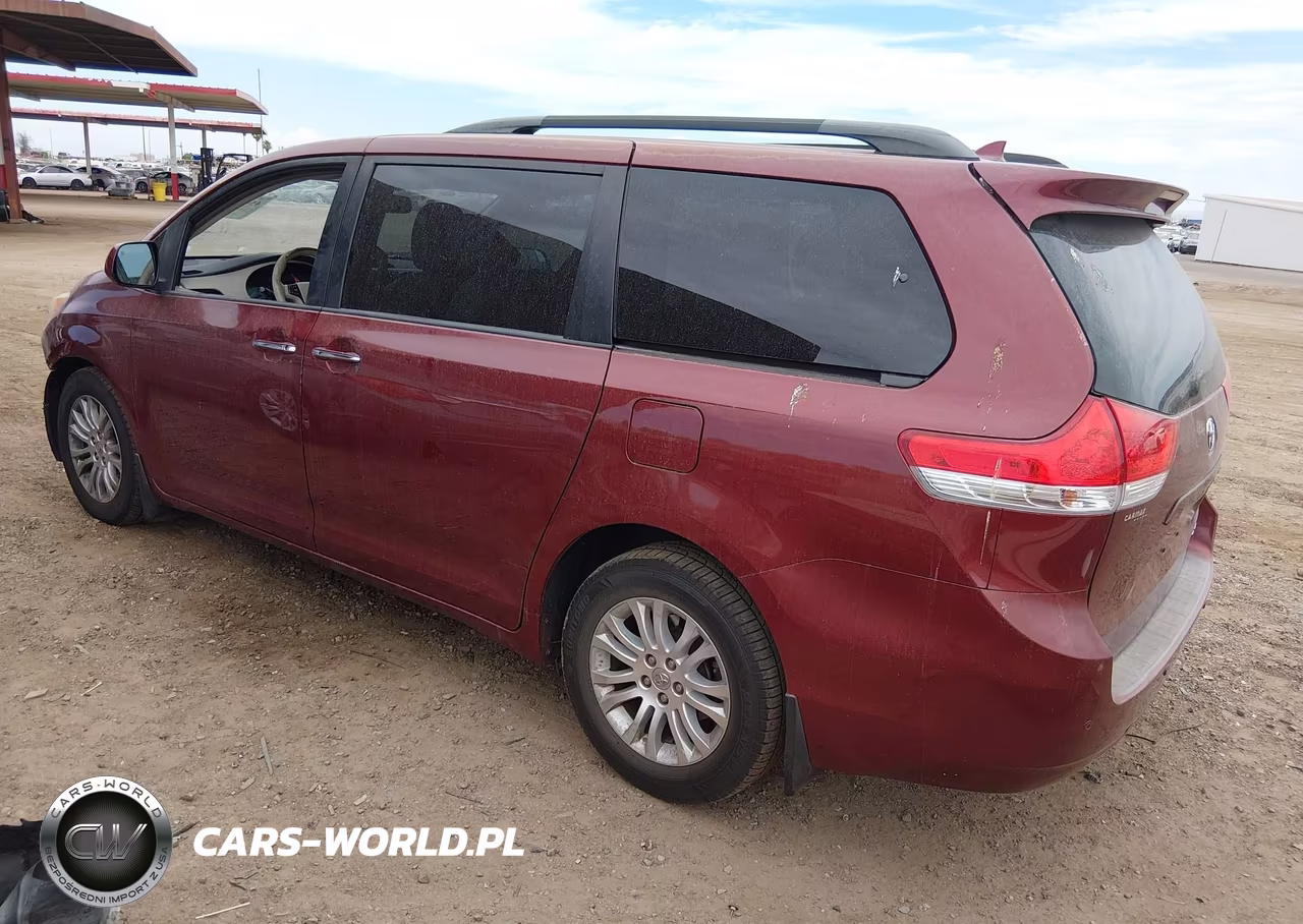 2014 Toyota Sienna Xle V6 8 Passenger VIN:5TDYK3DC3ES427115 - 3