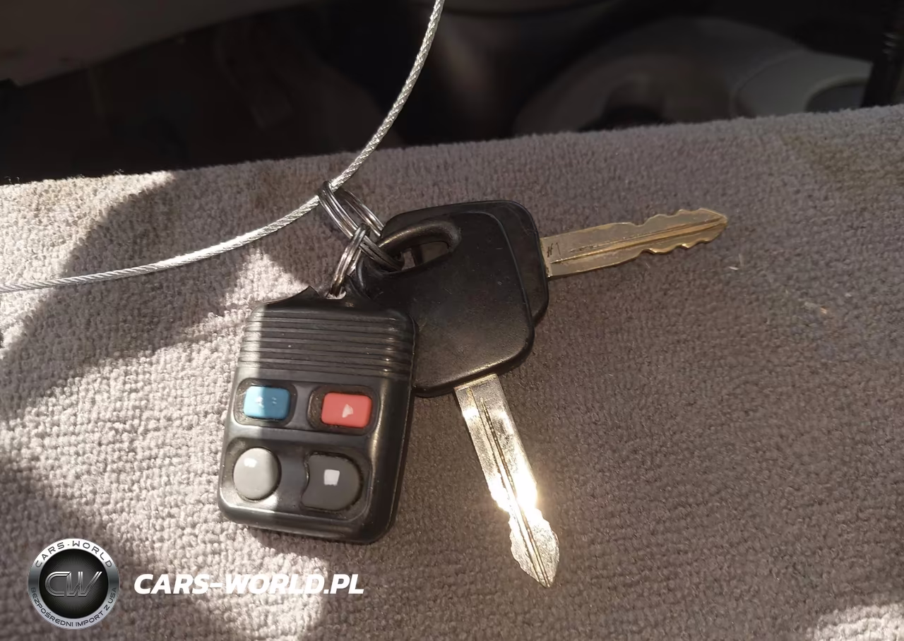2003 Ford Focus Se VIN:1FAFP34Z13W281913 - 11