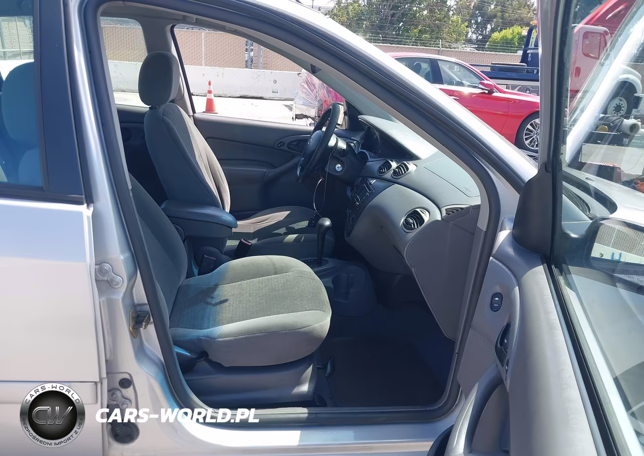 2003 Ford Focus Se VIN:1FAFP34Z13W281913 - 5