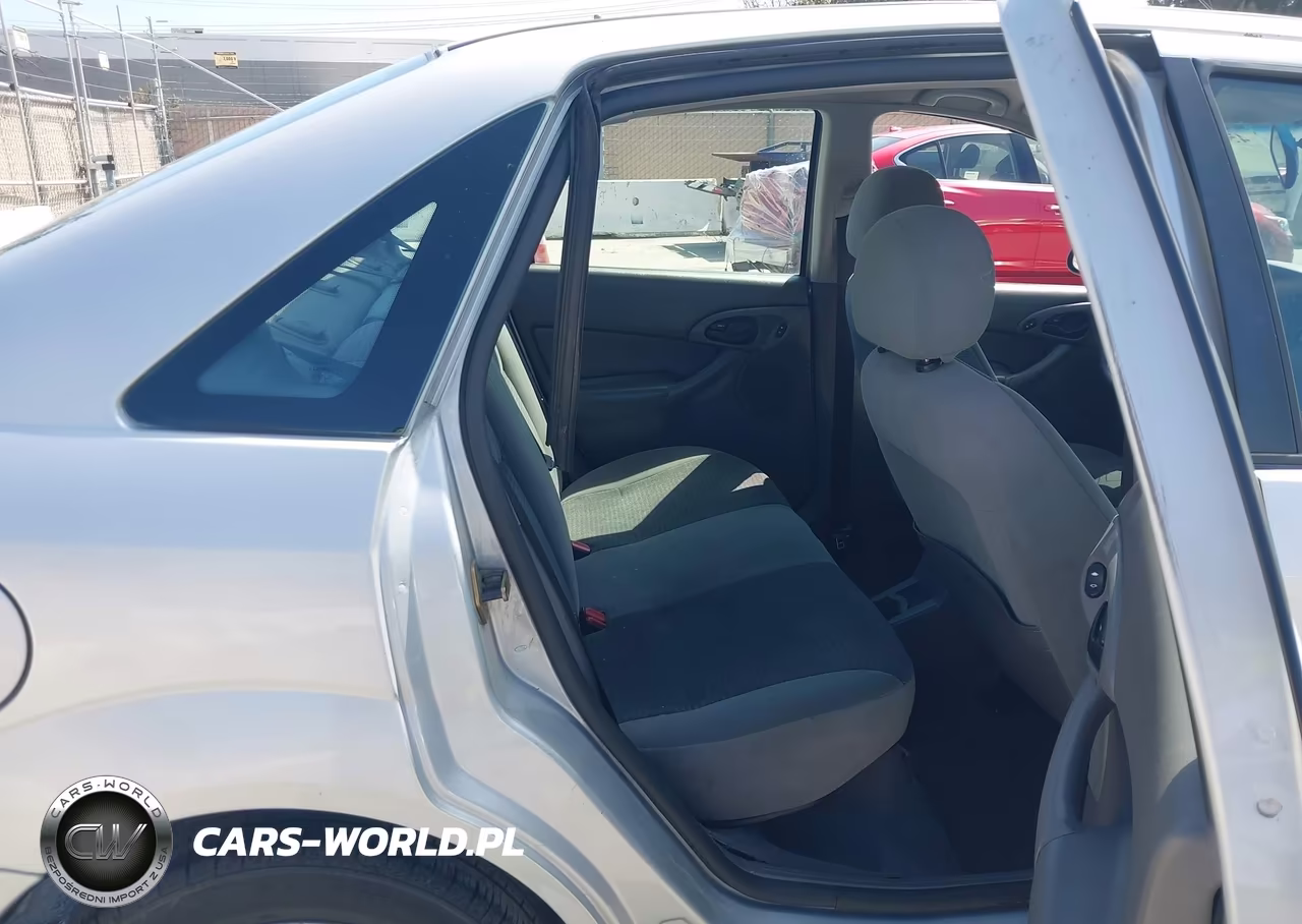 2003 Ford Focus Se VIN:1FAFP34Z13W281913 - 8