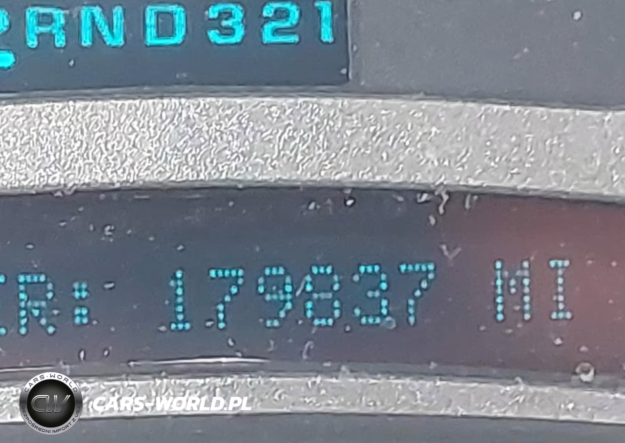 2004 GMC Yukon Denali VIN:1GKEK63U64J201858 - 16