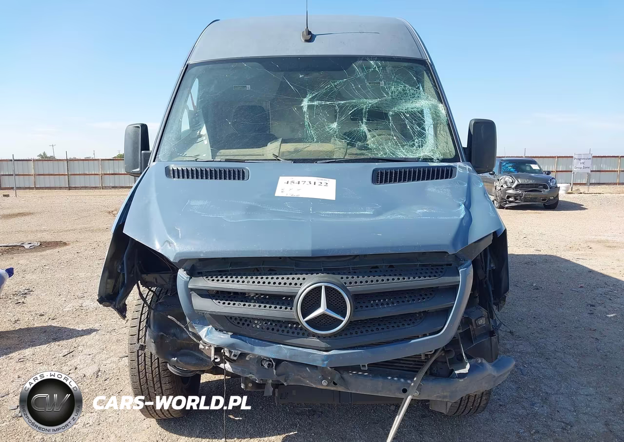 2018 Mercedes-Benz Sprinter 2500 Standard Roof V6 VIN:WD3PE7CD6JP645424 - 12
