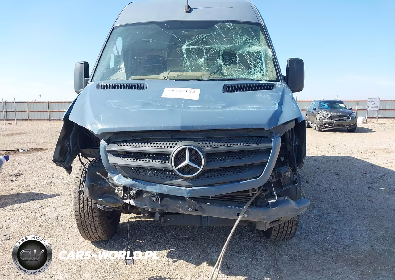 2018 Mercedes-Benz Sprinter 2500 Standard Roof V6 VIN:WD3PE7CD6JP645424 - 6
