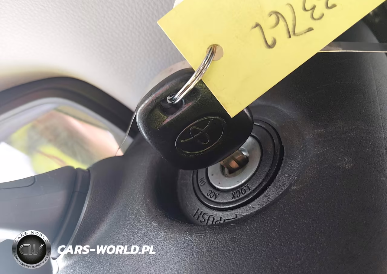 2021 Toyota Corolla L VIN:5YFDPMAE8MP158659 - 11