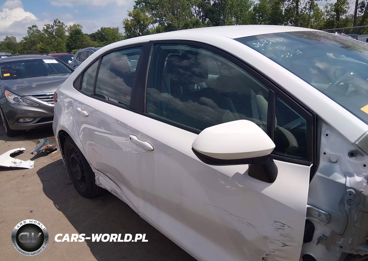 2021 Toyota Corolla L VIN:5YFDPMAE8MP158659 - 14