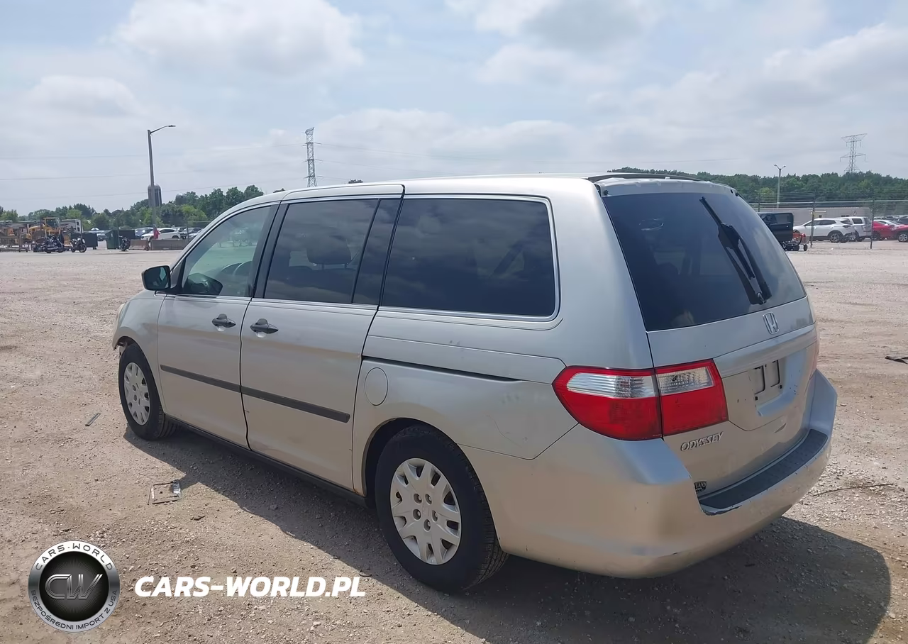 2006 Honda Odyssey Lx VIN:5FNRL38216B112550 - 3