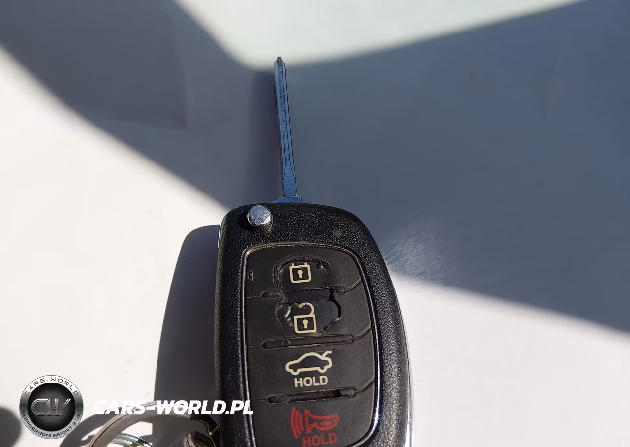 2015 Hyundai Sonata Sport VIN:5NPE34AF2FH229086 - 11