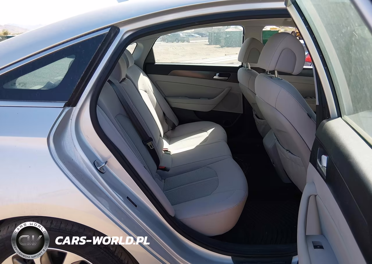 2015 Hyundai Sonata Sport VIN:5NPE34AF2FH229086 - 8