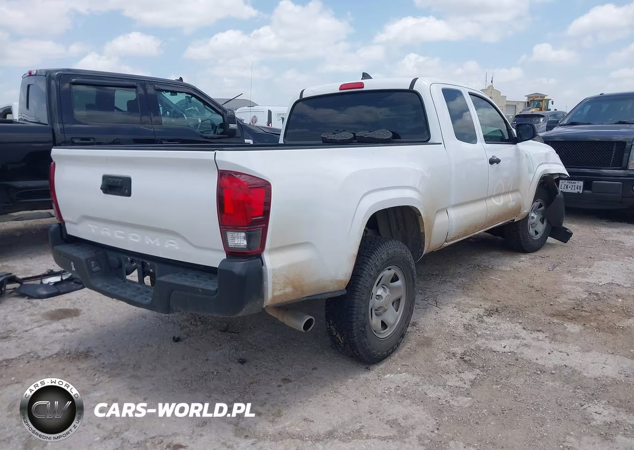 2018 Toyota Tacoma Sr VIN:5TFRX5GN7JX108352 - 4