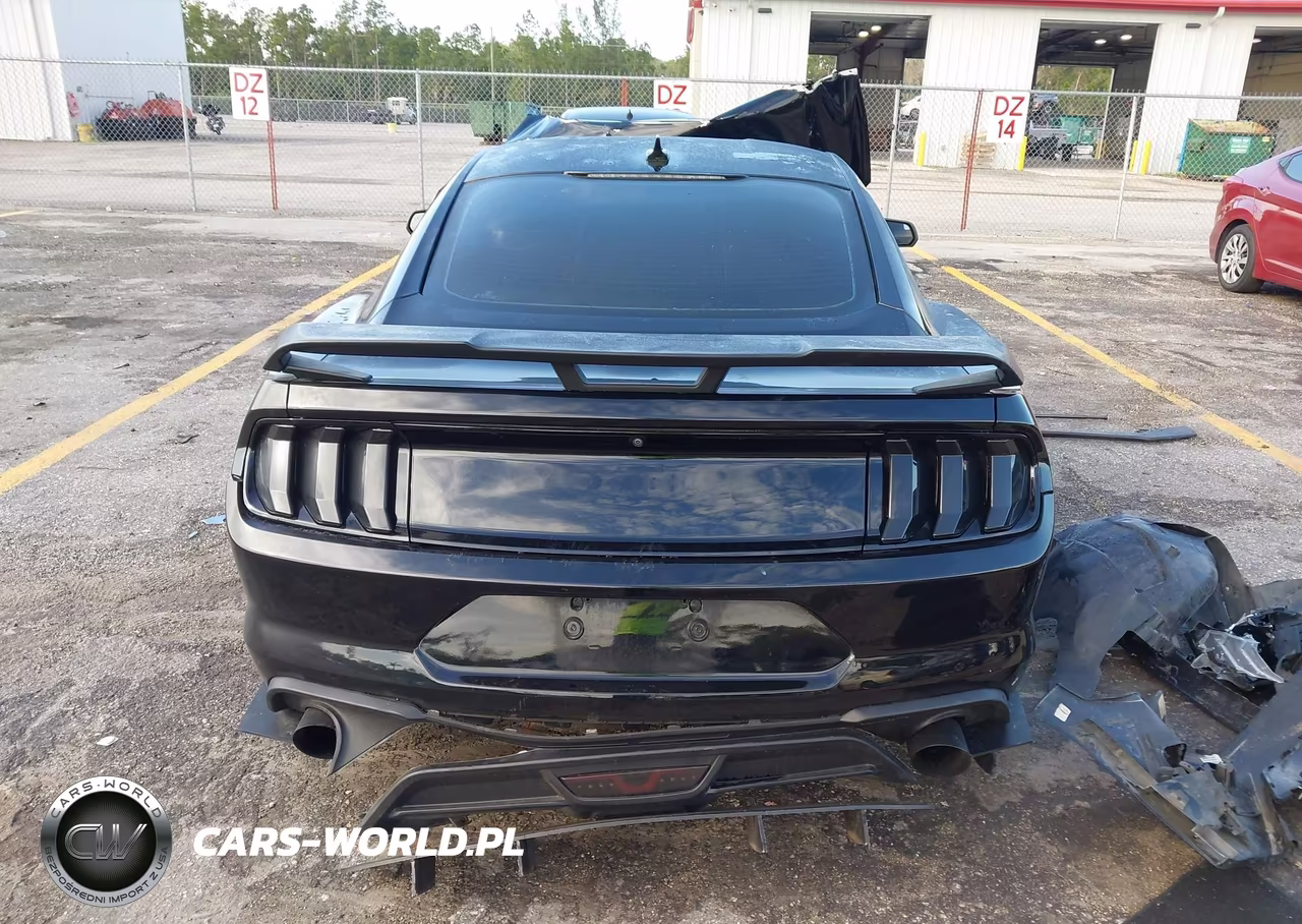 2021 Ford Mustang Ecoboost Fastback VIN:1FA6P8THXM5137550 - 16