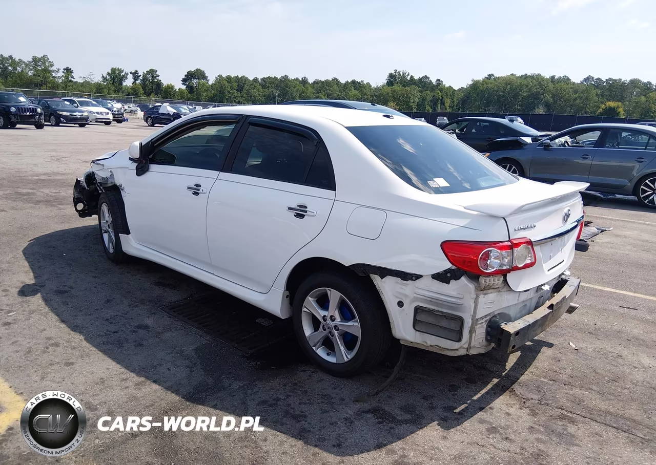 2011 Toyota Corolla S VIN:2T1BU4EE8BC570751 - 3