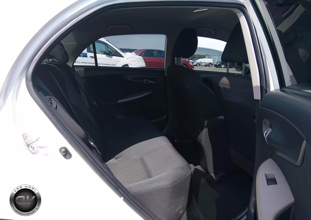 2011 Toyota Corolla S VIN:2T1BU4EE8BC570751 - 8