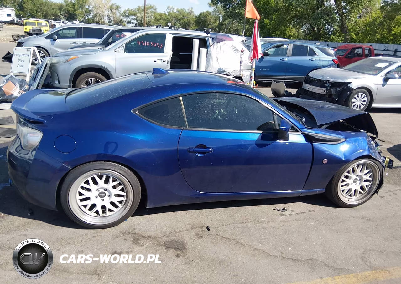 2017 Toyota 86 VIN:JF1ZNAA10H8709052 - 14