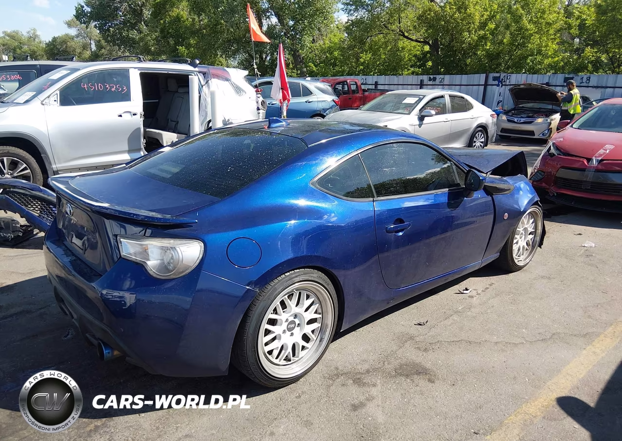 2017 Toyota 86 VIN:JF1ZNAA10H8709052 - 4