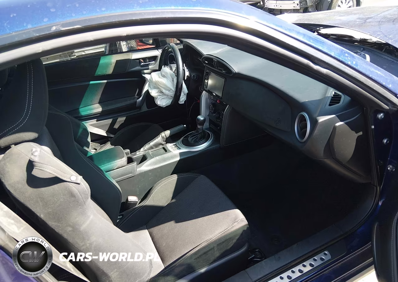 2017 Toyota 86 VIN:JF1ZNAA10H8709052 - 5